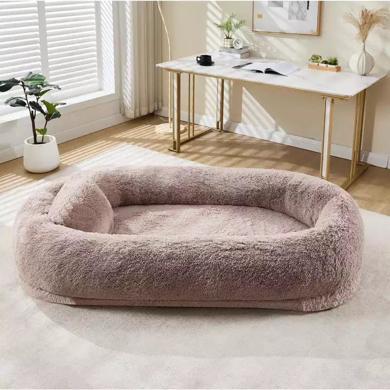 Ce lit pour animaux de compagnie convient aussi bien aux humains qu'aux animaux, et est idéal pour les chiens souffrant de problèmes orthopédiques.