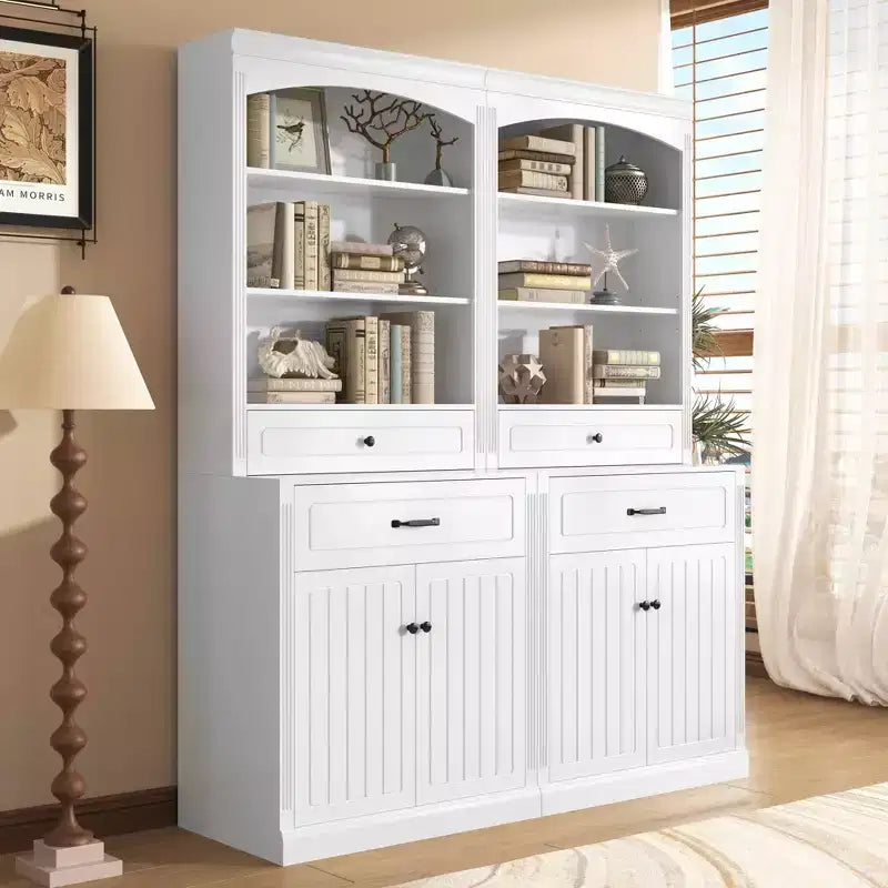 Meuble-lavabo blanc avec 4 tiroirs et des étagères réglables.