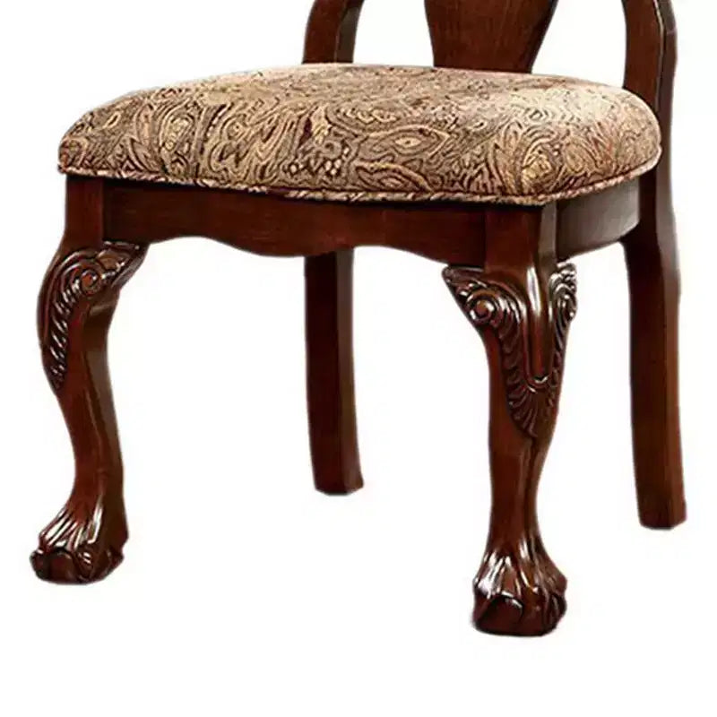 Chaise traditionnelle à panneaux de tissu avec finition en bois de cerisier marron