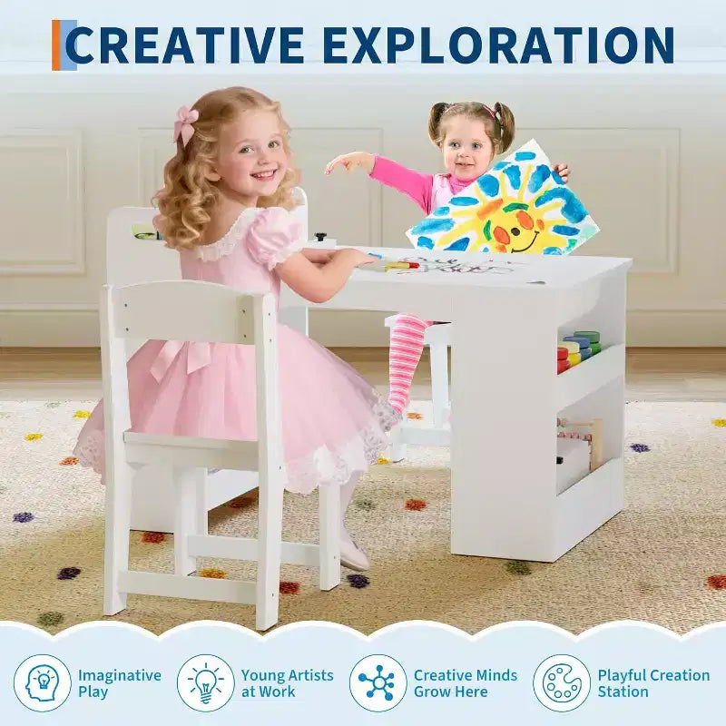 Table d'activités et deux chaises pour enfants, table de bricolage avec grande étagère de rangement.