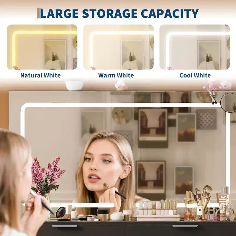 Coiffeuse avec un grand miroir